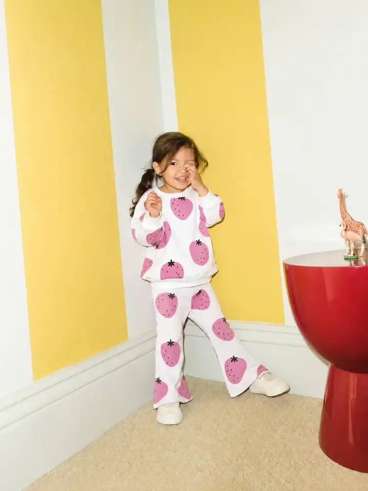 Playful sets — Available through Market of Kids